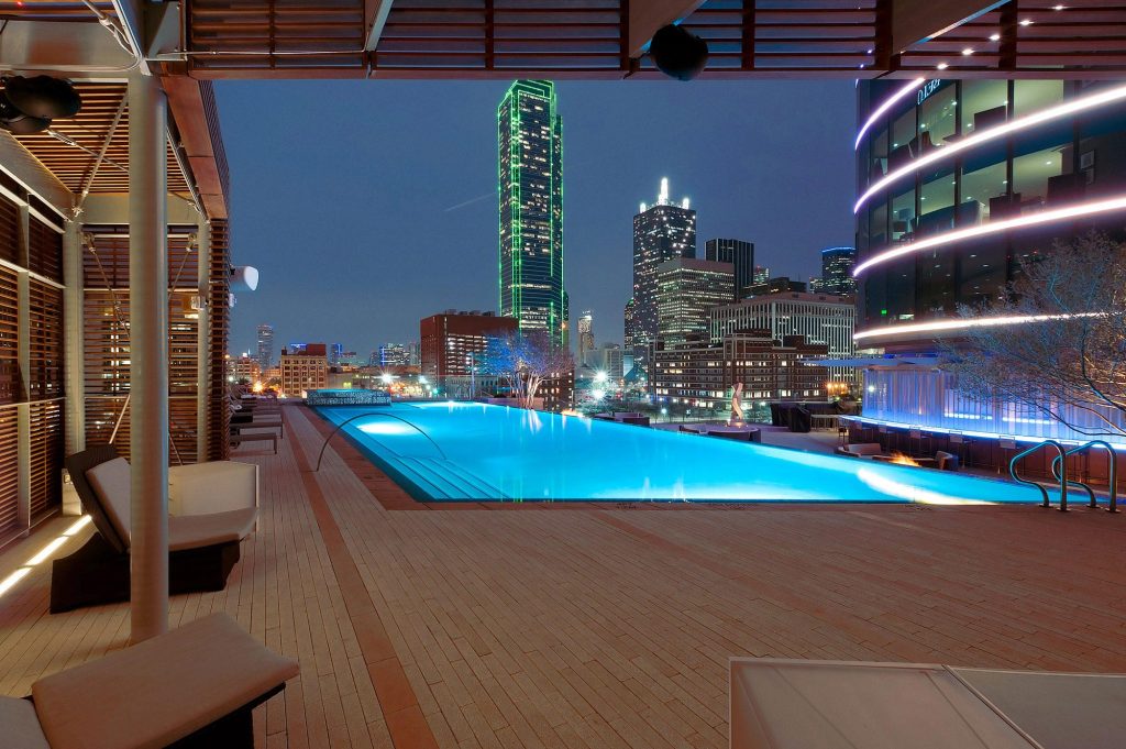 Hotels in Dallas With Indoor Pool and Free Breakfast