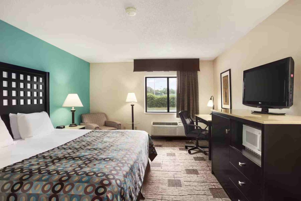 Baymont Inn & Suites by Wyndham Fort Smith