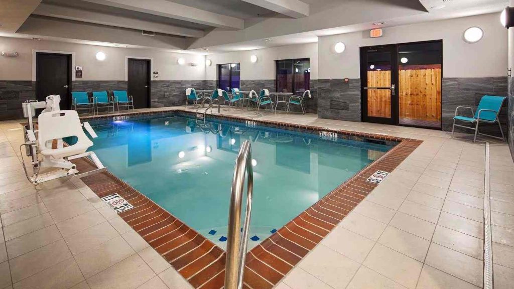 Best Western Plus Prien Lake Inn & Suites