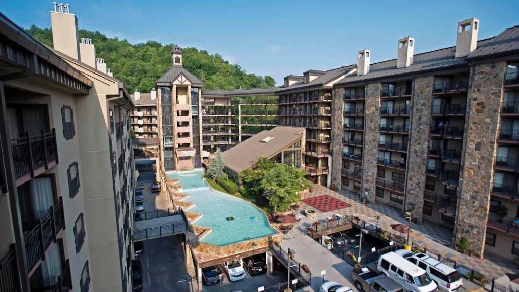 Cheap Hotels in Gatlinburg TN With Indoor Pool