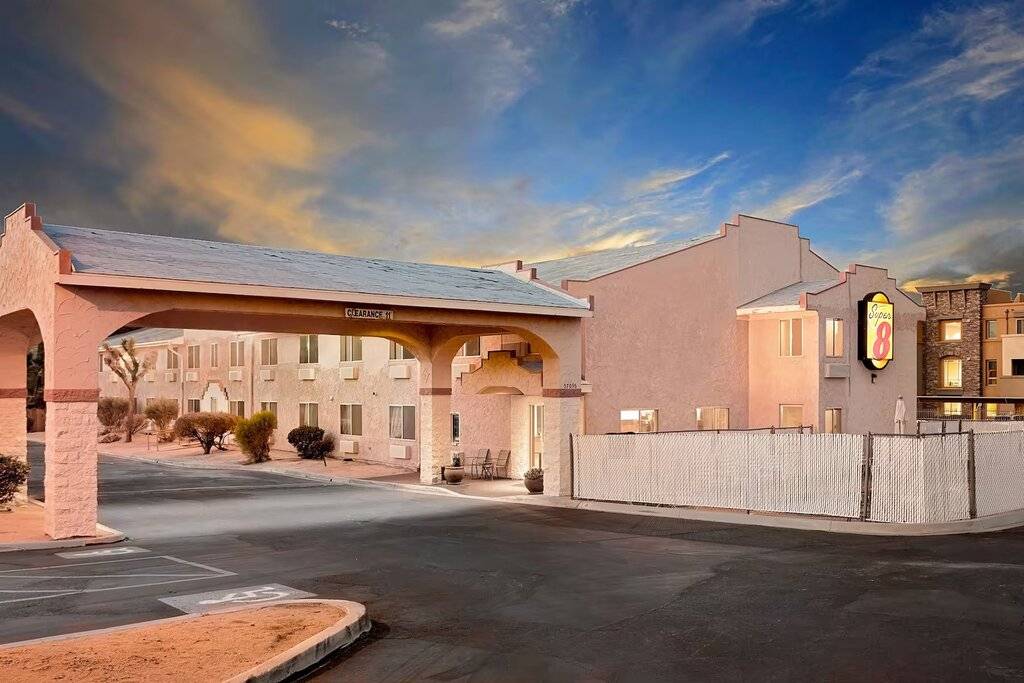 Cheap Hotels in Yucca Valley CA