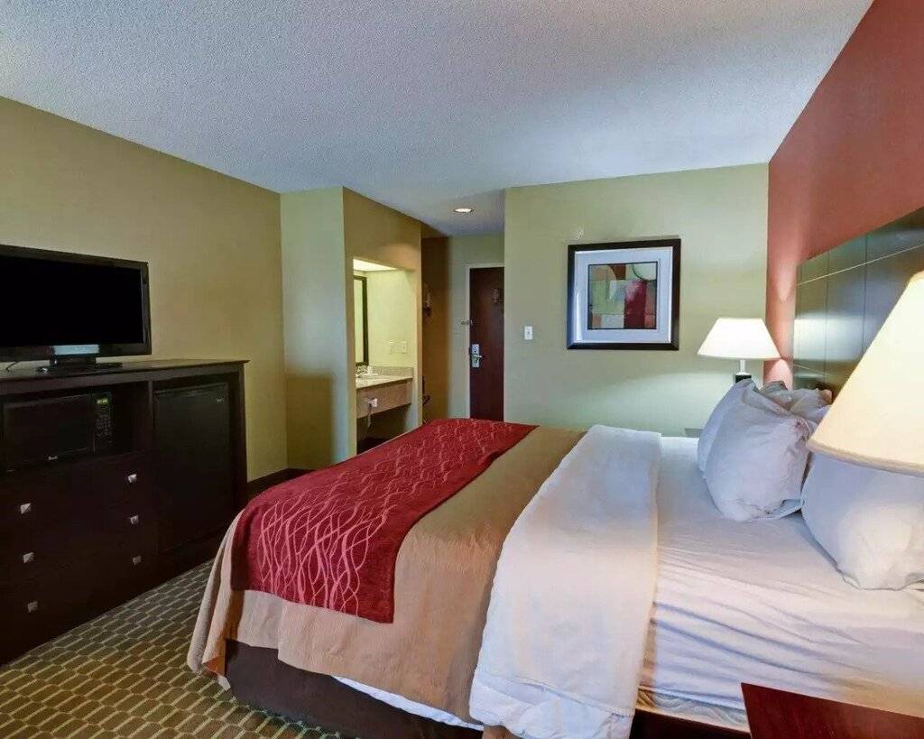 Quality Inn & Suites Pine Bluff