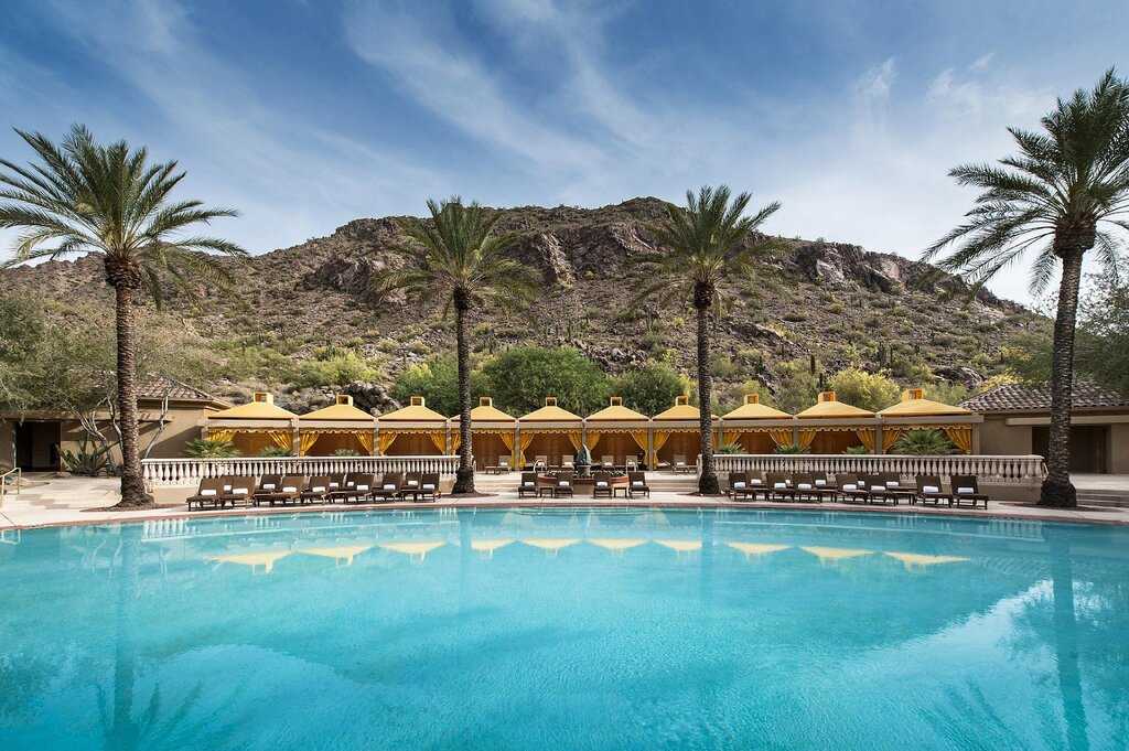 Honeymoon Suites in Phoenix