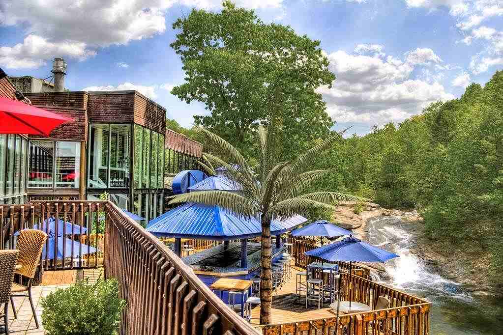 Hotels in Poconos PA With Indoor Pool